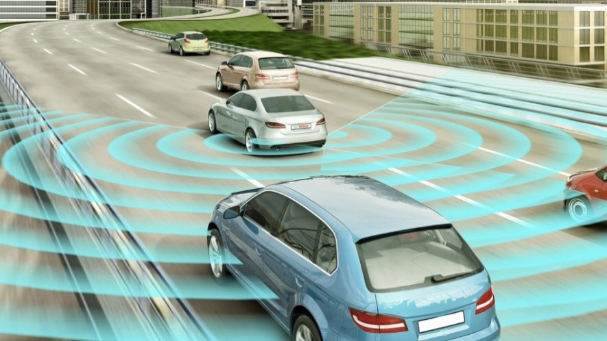 تقانة السيارات الذكية: نحو مستقبل خالٍ من الحوادث والازدحام المروري